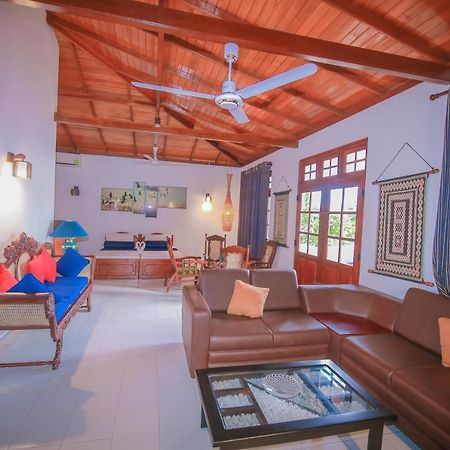 Villa Paradise Хиккадува Экстерьер фото