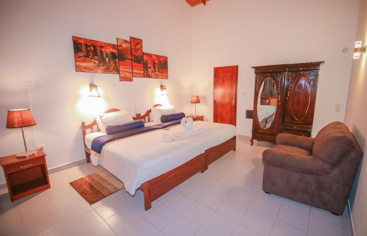 Villa Paradise Хиккадува Номер фото
