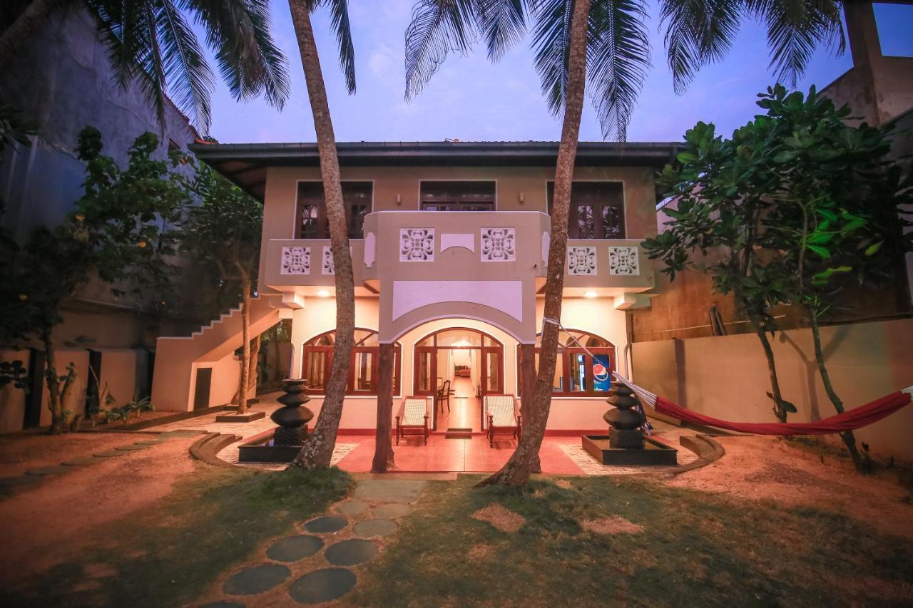 Villa Paradise Хиккадува Экстерьер фото