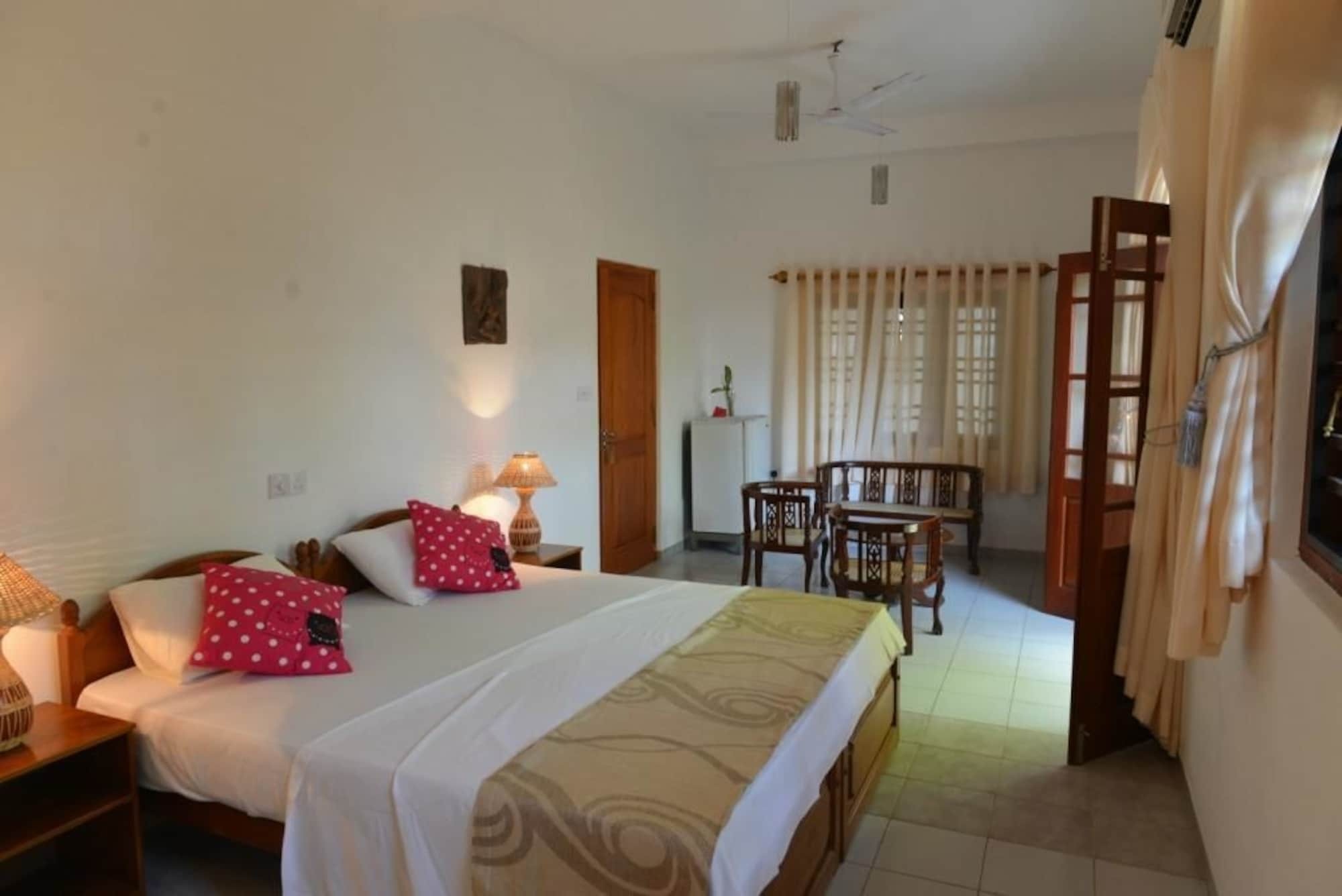 Villa Paradise Хиккадува Экстерьер фото
